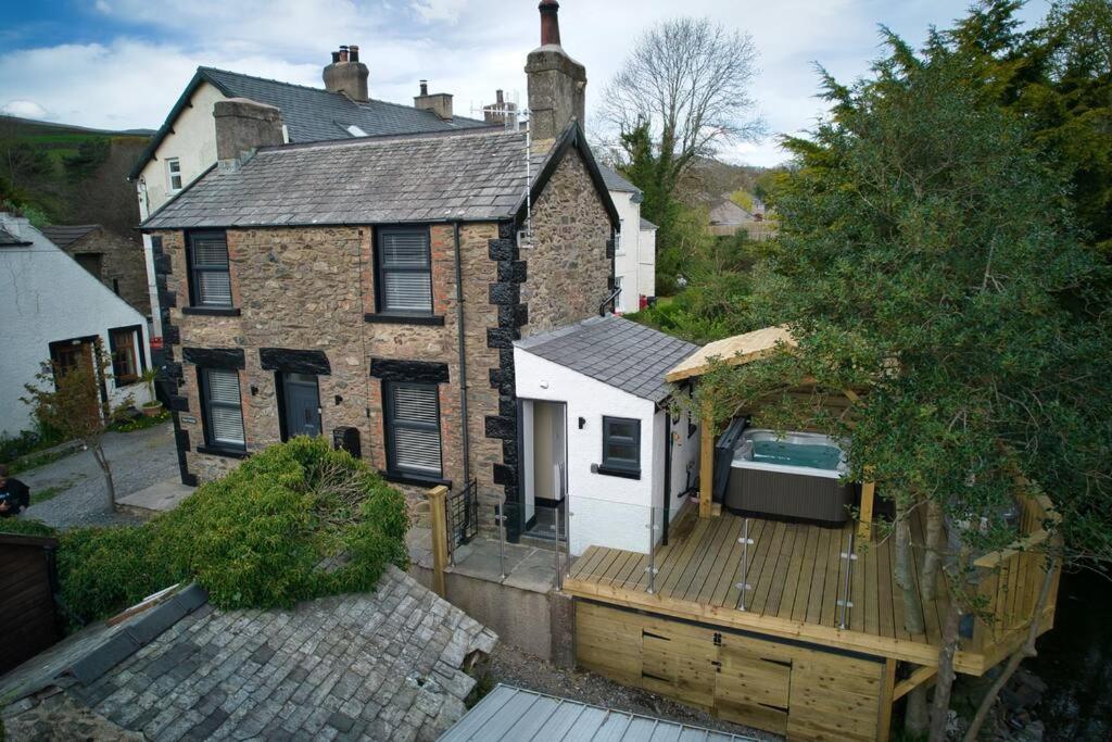 Luxurious Cottage With Hot Tub, Lake District Duddon Ngoại thất bức ảnh
