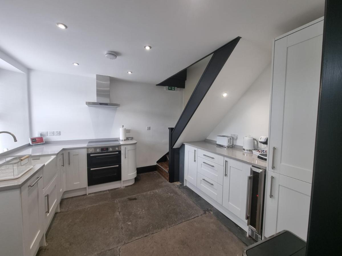 Luxurious Cottage With Hot Tub, Lake District Duddon Ngoại thất bức ảnh