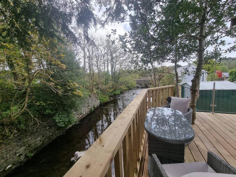 Luxurious Cottage With Hot Tub, Lake District Duddon Ngoại thất bức ảnh