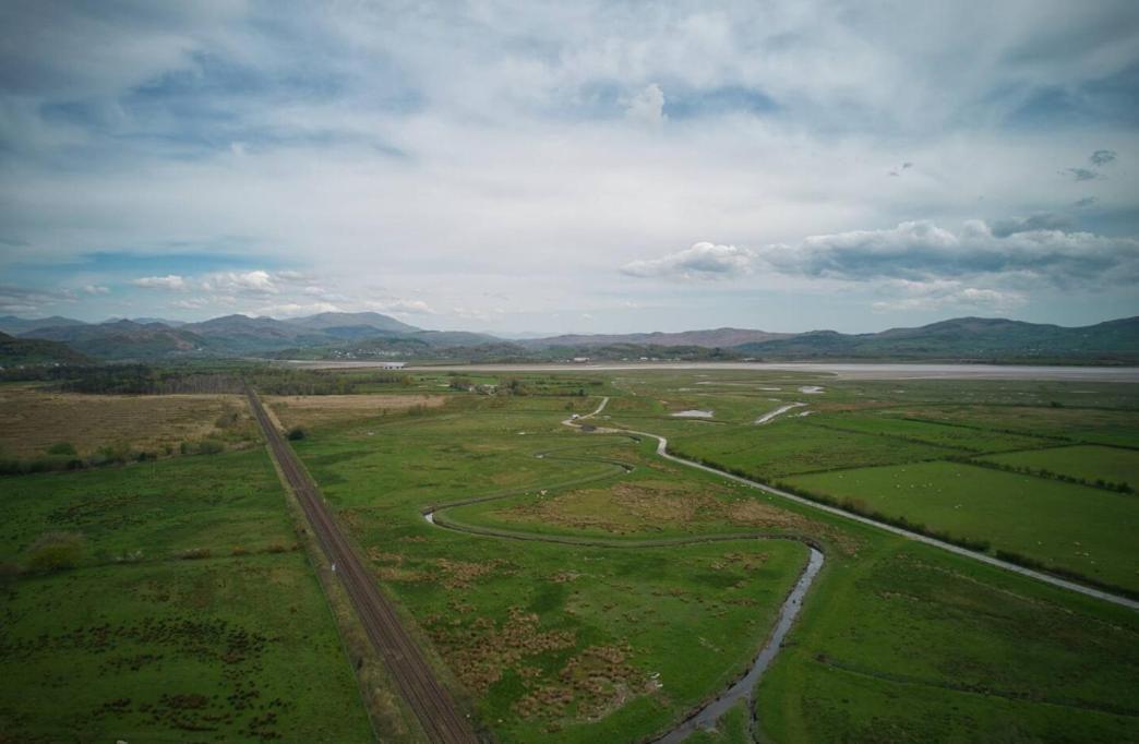 Luxurious Cottage With Hot Tub, Lake District Duddon Ngoại thất bức ảnh